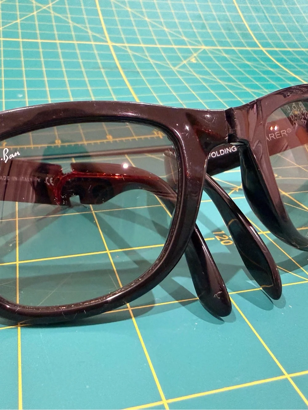 Ray-Ban Folding Wayfarer Sunglasses - Black